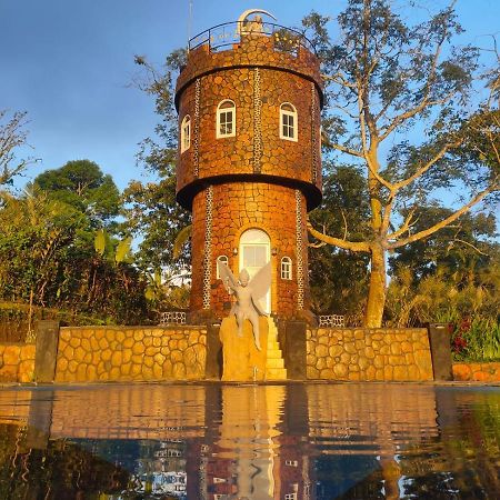 Umah Legenda Bali - Legend House Bali Lägenhet Selemadeg Exteriör bild